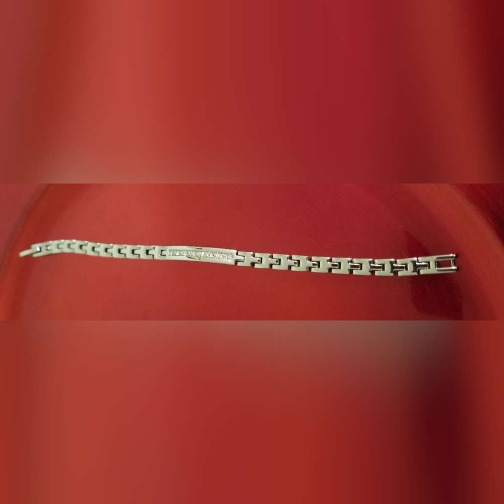 Unisex Silver Link Bracelet With A Decorative Bar Set In Cubic Zirconia Stones - Picture 5 of 5